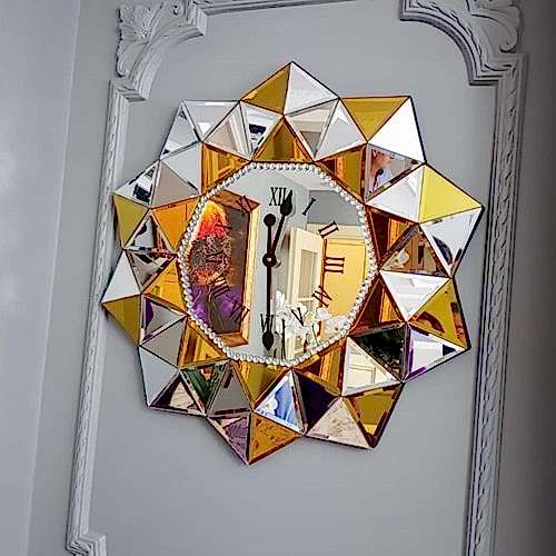 Pramit Model Aynalı Saat