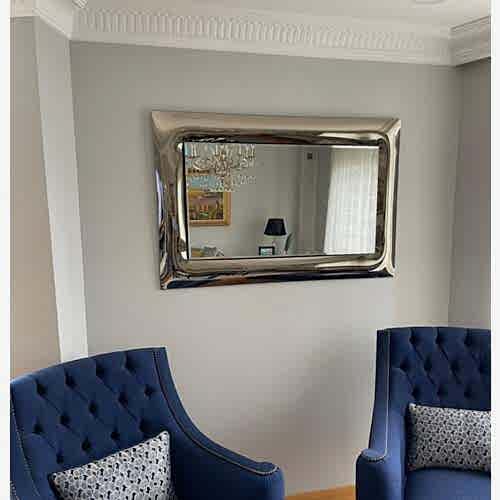 Bombeli Model Duvar Aynası